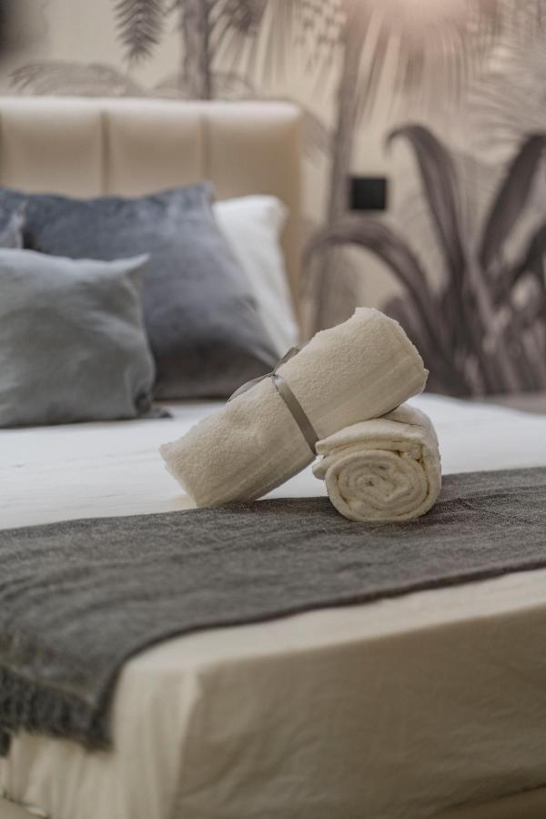 Ammare Guest house